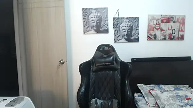 samuelgarcia  online show from January 2025 05:10:01 PM