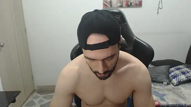 samuelgarcia  online show from November 2025 10:47:01 AM