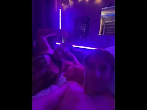 mirandamark2020 online show from April 2026 11:17:02 PM