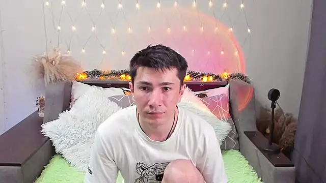 Snapshot of Yumi_steve chatting on September 2025 09:58:01 PM Yumi steve online show from September 2025 09:58:01 PM
