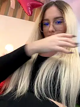 mollyxxx online show from November 2025 04:25:02 AM