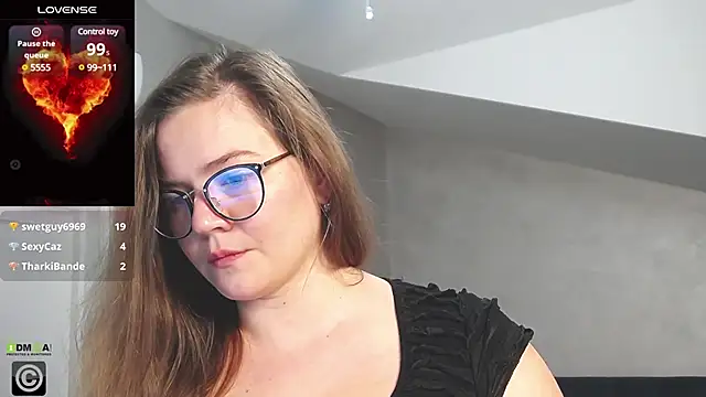 KellyKleine online show from February 2025 11:20:01 AM