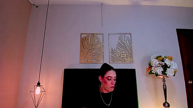 JupiteFox online show from April 2026 12:45:01 AM