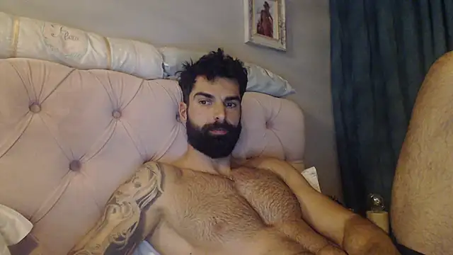 Verycutex online show from January 2025 04:41:01 PM
