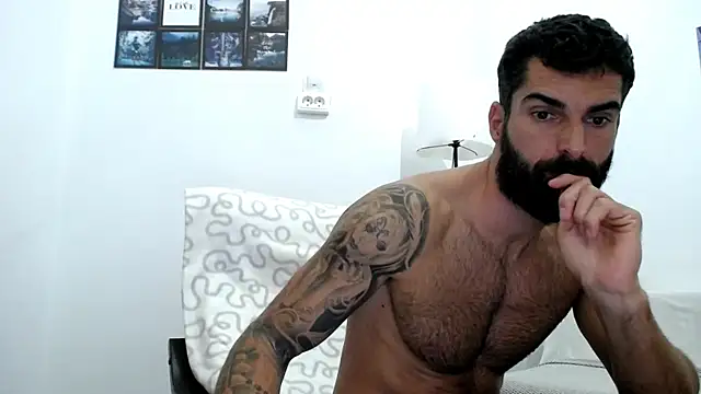 Verycutex online show from October 2025 07:58:01 AM