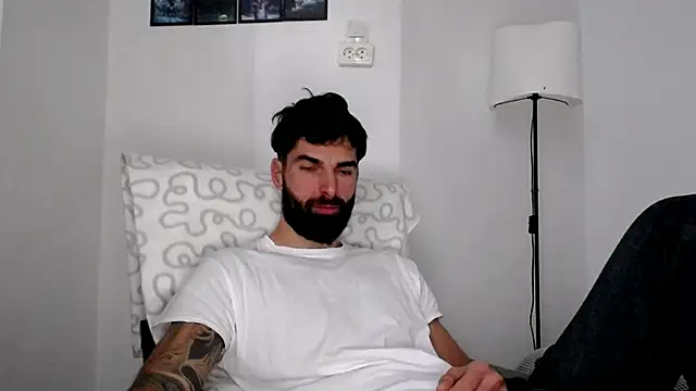 Verycutex online show from January 2026 07:47:02 AM