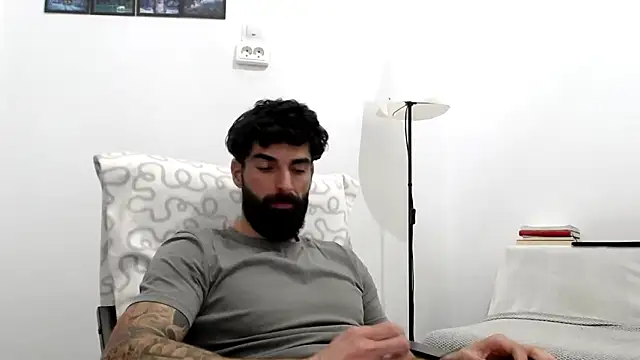 Verycutex online show from February 2026 03:08:01 PM