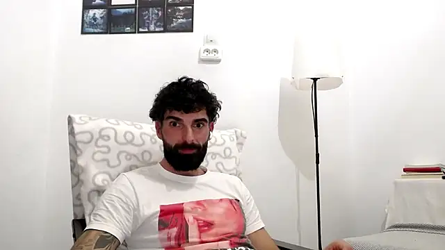 Verycutex online show from March 2026 04:00:01 PM