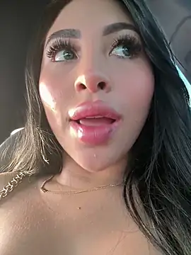 MiaRoberts1 online show from April 2026 10:48:02 PM