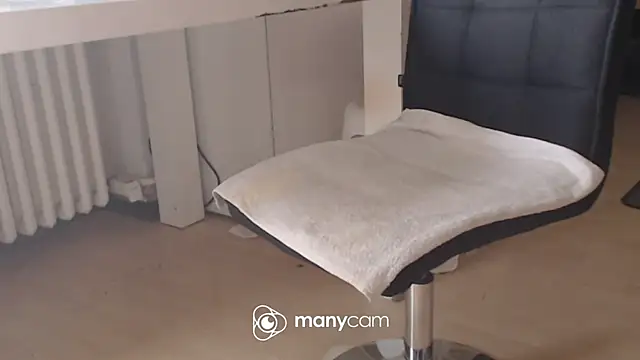 Supermen12171 online show from March 2026 07:46:02 AM