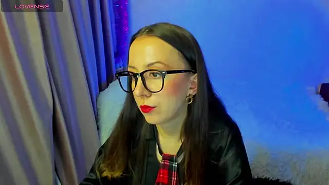 CurlySteph online show from January 2026 05:49:02 PM