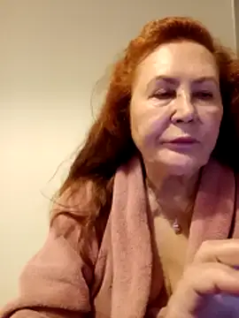 Hottie-Mom online show from April 2026 08:10:01 PM