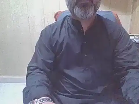 hairymaster95 online show from April 2026 04:15:01 AM