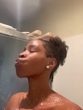 Cum2Charm online show from April 2026 01:25:02 PM