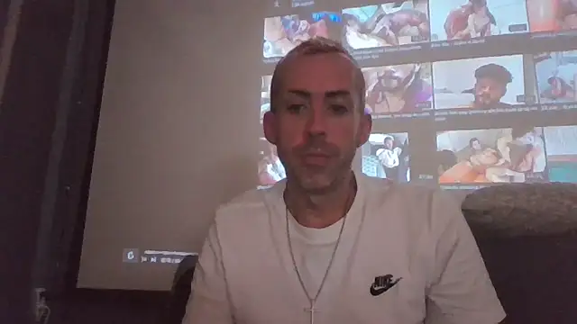Snapshot of smokenstrokex chatting on May 2026 07:30:02 PM smokenstrokex online show from May 2026 07:30:02 PM