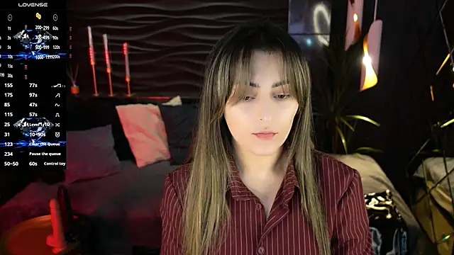 KylieMellow online show from July 2026 01:20:01 PM