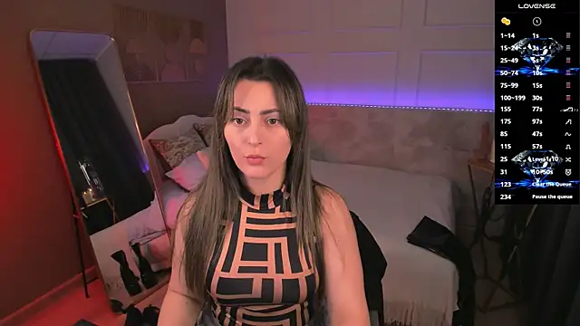 KylieMellow online show from July 2026 05:38:02 AM