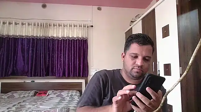 Snapshot of dhruv_love chatting on February 2025 08:41:01 AM dhruv love online show from February 2025 08:41:01 AM