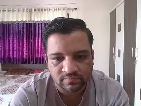 Snapshot of dhruv_love chatting on October 2025 03:50:02 AM dhruv love online show from October 2025 03:50:02 AM