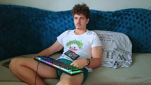 Remy Miles online show from September 2025 07:10:02 AM