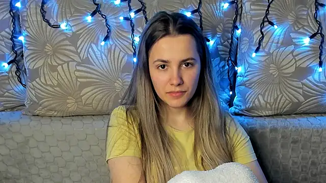 MaggieCake online show from February 2026 07:51:01 AM