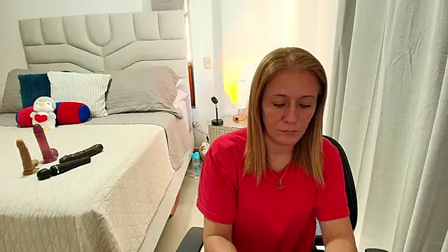 Naty Stone online show from April 2026 09:29:02 PM