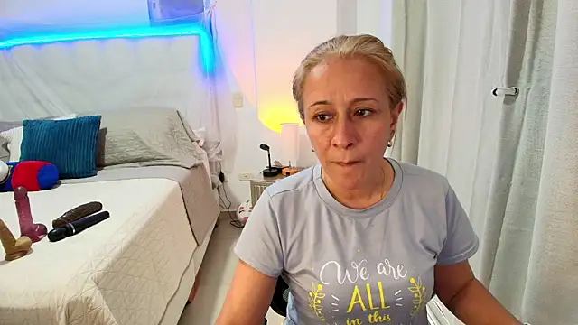 Snapshot of Naty_Stone chatting on June 2026 09:26:01 PM Naty Stone online show from June 2026 09:26:01 PM
