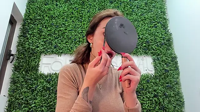 realhotfallingdevil online show from April 2026 05:49:02 AM