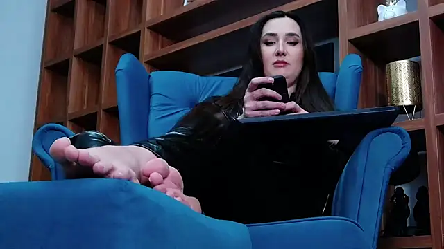 Snapshot of Mistress_Audrey chatting on January 2025 10:09:02 AM Mistress Audrey online show from January 2025 10:09:02 AM