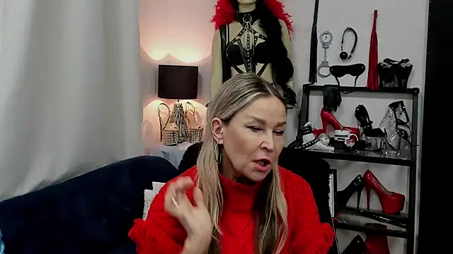 crystaLUX online show from January 2025 11:48:01 AM