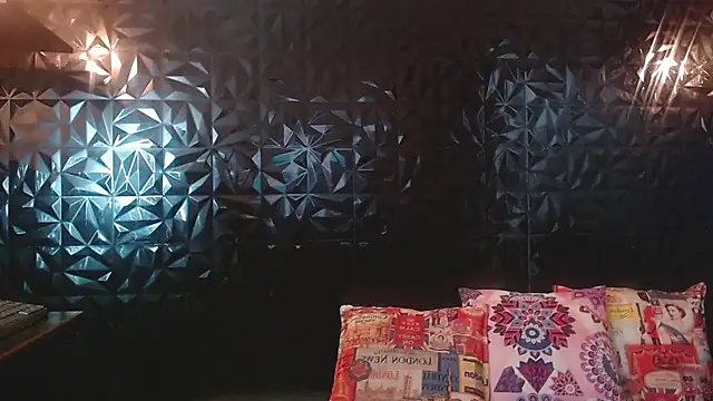 PINK  LOLA1 online show from April 2026 11:54:01 PM