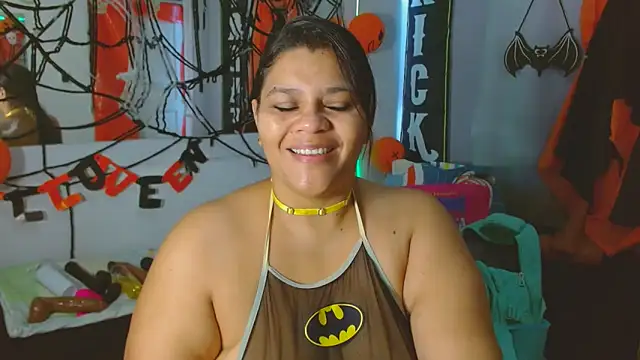 Selenna01 online show from October 2025 01:25:02 PM