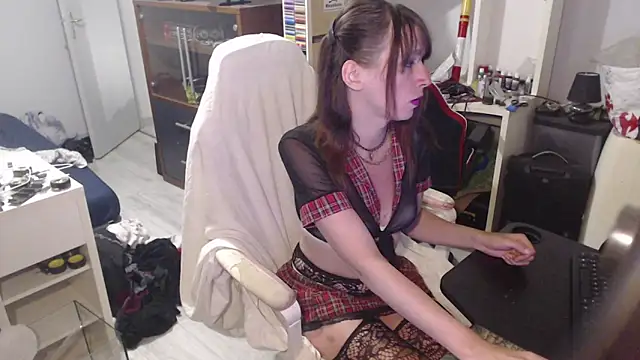 missthon0 online show from April 2026 01:16:02 PM