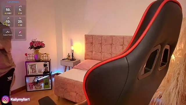 Snapshot of KallyMyller1 chatting on January 2025 09:15:02 PM KallyMyller1 online show from January 2025 09:15:02 PM