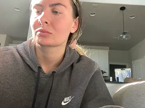 Alyssa rhoades online show from January 2025 07:15:01 PM