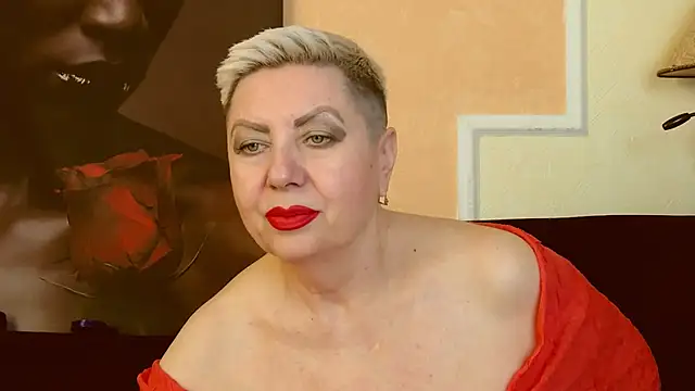 Snapshot of LadyPosh chatting on March 2025 09:38:01 PM LadyPosh online show from March 2025 09:38:01 PM