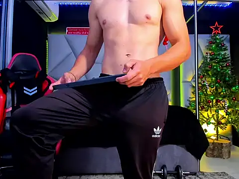 Aydenmiller96 online show from December 2025 04:14:01 PM