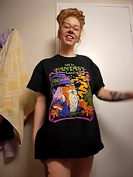 LucidLucy online show from December 2024 01:00:01 PM