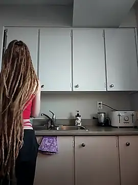 LucidLucy online show from February 2025 01:32:02 PM