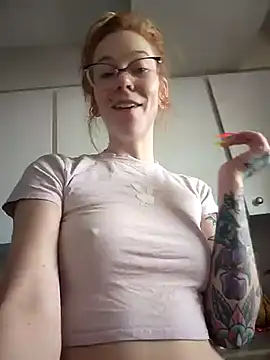 LucidLucy online show from February 2025 02:14:02 PM