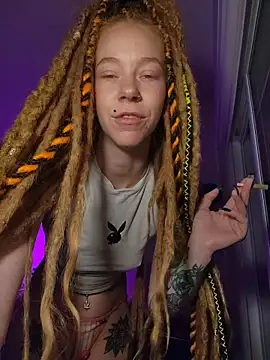 LucidLucy online show from November 2025 12:42:02 AM