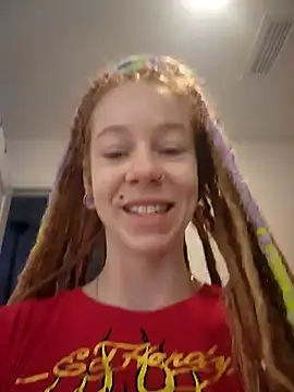 LucidLucy online show from November 2025 02:28:02 PM