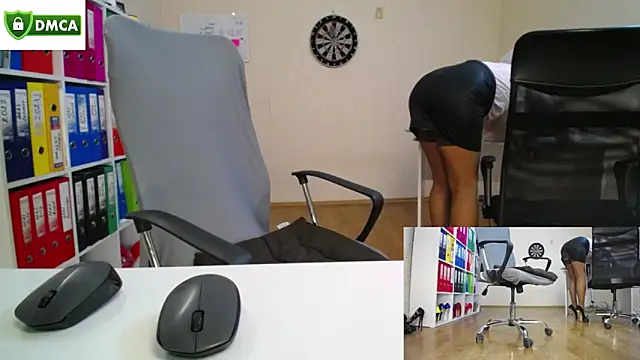 Snapshot of secret-office chatting on September 2025 05:18:02 AM secret-office online show from September 2025 05:18:02 AM