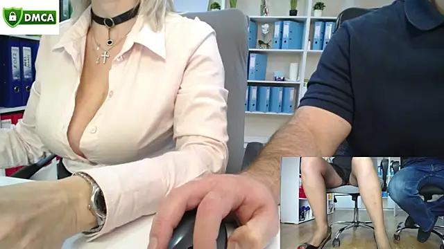 Snapshot of secret-office chatting on October 2025 06:55:02 AM secret-office online show from October 2025 06:55:02 AM