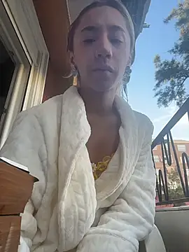 Littlebunny21 online show from November 2025 03:23:02 PM