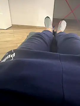 Io1994 online show from December 2025 01:10:01 AM