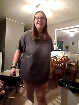 Snapshot of ZeTurtleMaster chatting on January 2025 12:32:02 AM ZeTurtleMaster online show from January 2025 12:32:02 AM