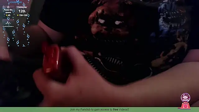 Snapshot of ZeTurtleMaster chatting on February 2025 12:16:01 AM ZeTurtleMaster online show from February 2025 12:16:01 AM