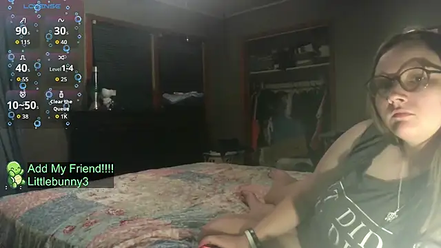 Snapshot of ZeTurtleMaster chatting on November 2025 01:18:02 AM ZeTurtleMaster online show from November 2025 01:18:02 AM