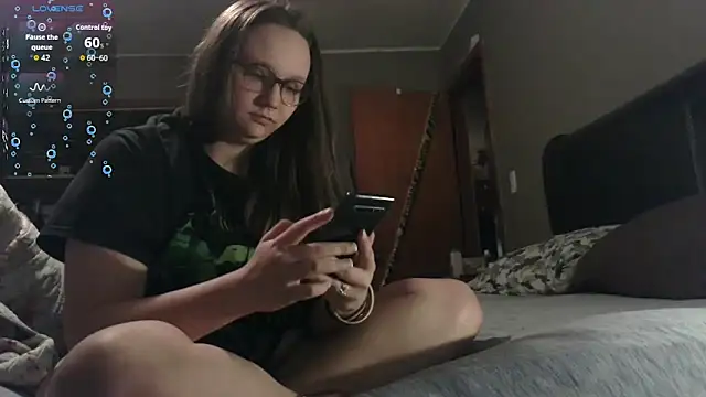 Snapshot of ZeTurtleMaster chatting on November 2025 06:34:02 AM ZeTurtleMaster online show from November 2025 06:34:02 AM